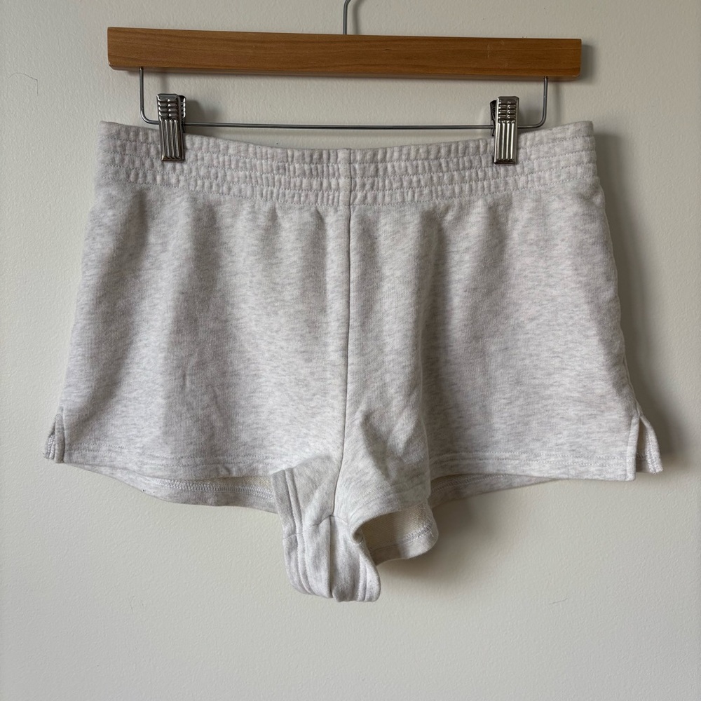 Artizia TNA AirfyAF Fleece Short